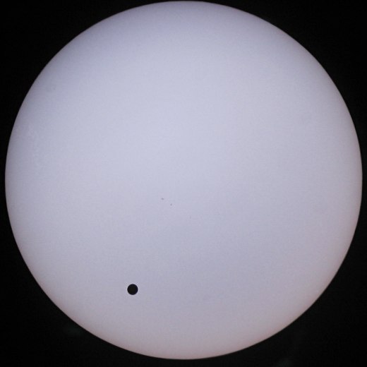 Venus vor der Sonne um 10:03 Uhr MESZ