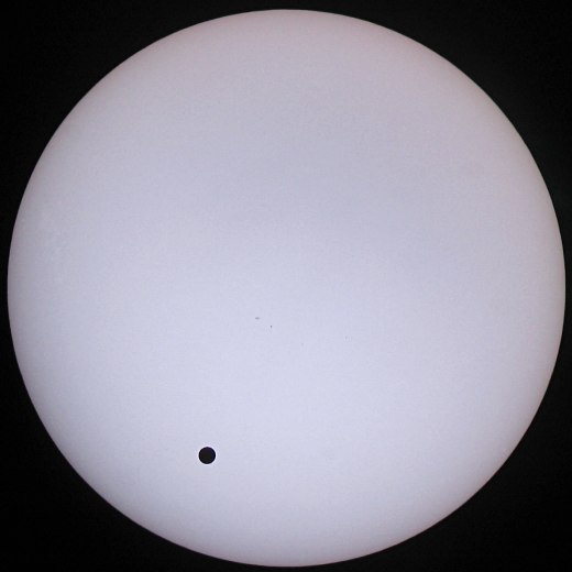 Venus vor der Sonne um 10:13 Uhr MESZ